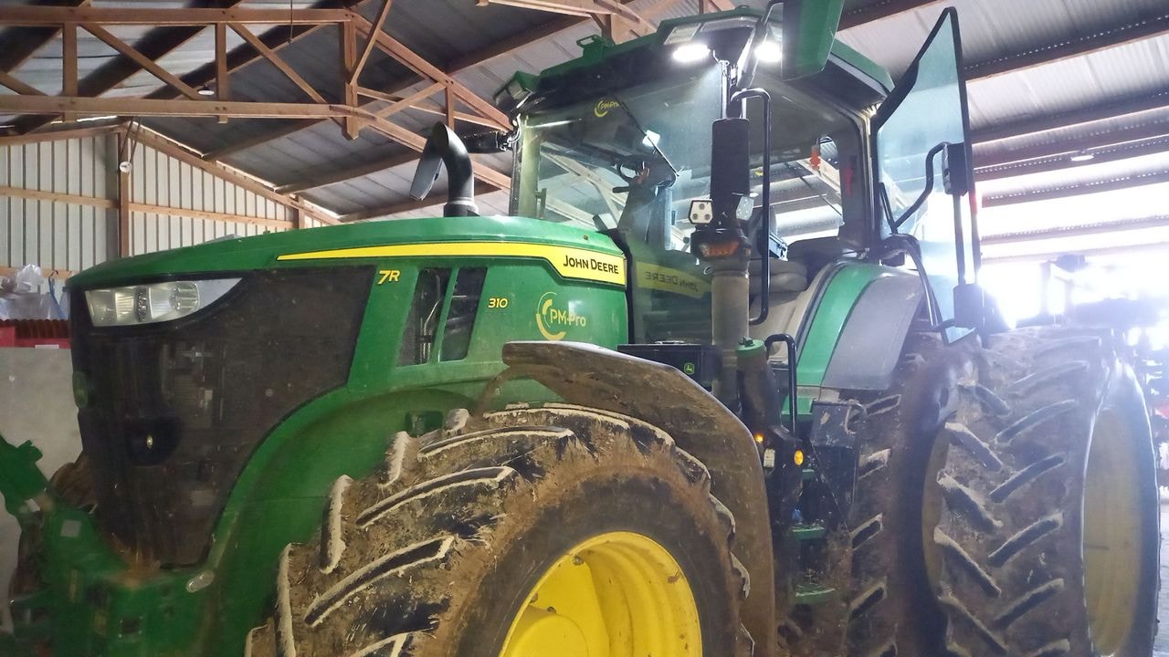 Tracteur JOHN DEERE 7R 310 - photo slide 1