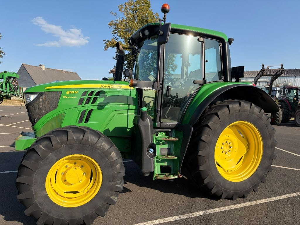 Tracteur JOHN DEERE 6110M - photo slide 13