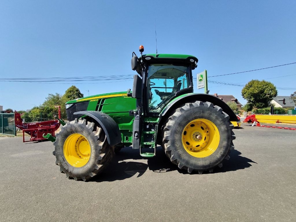 Tracteur JOHN DEERE 7230R 6.8L - photo slide 15