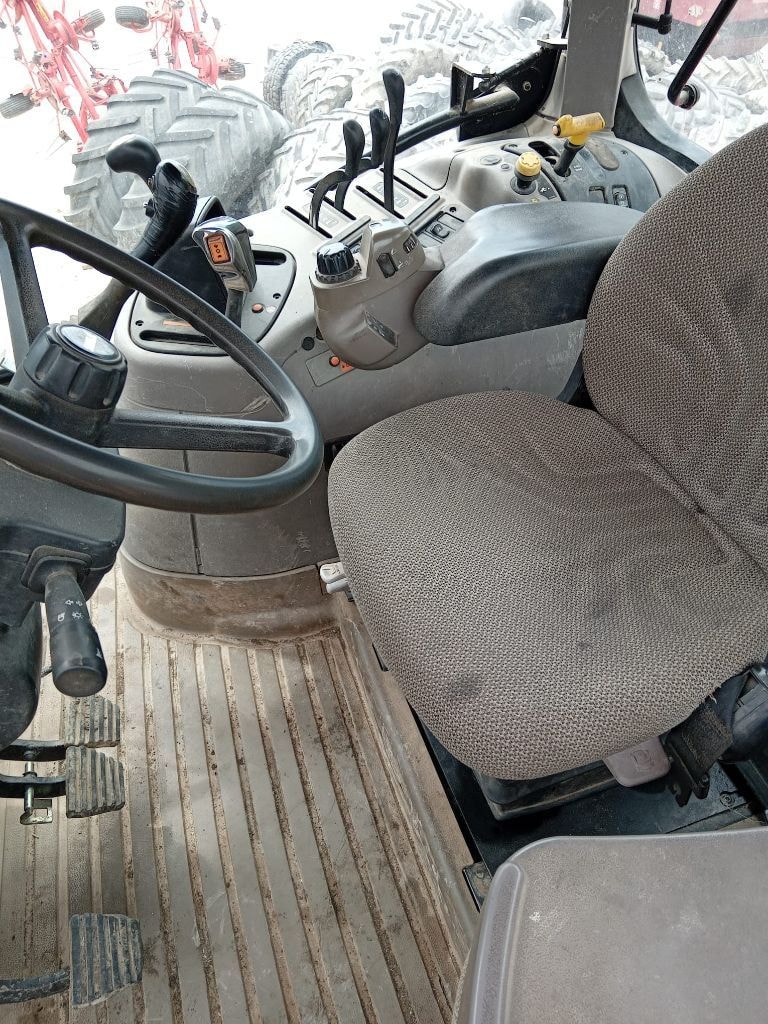 Tracteur chargeur CASE IH MAXXUM 115 - photo slide 13