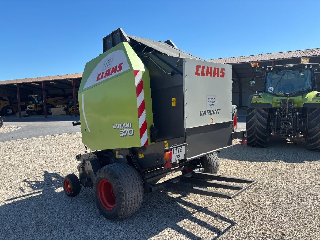 Presse balles rondes CLAAS Variant 370 - photo slide 4