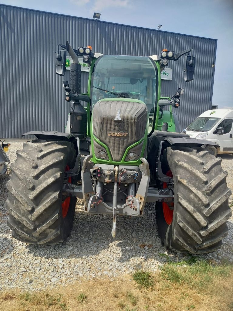 Tracteur FENDT 720 VARIO POWER - photo slide 7