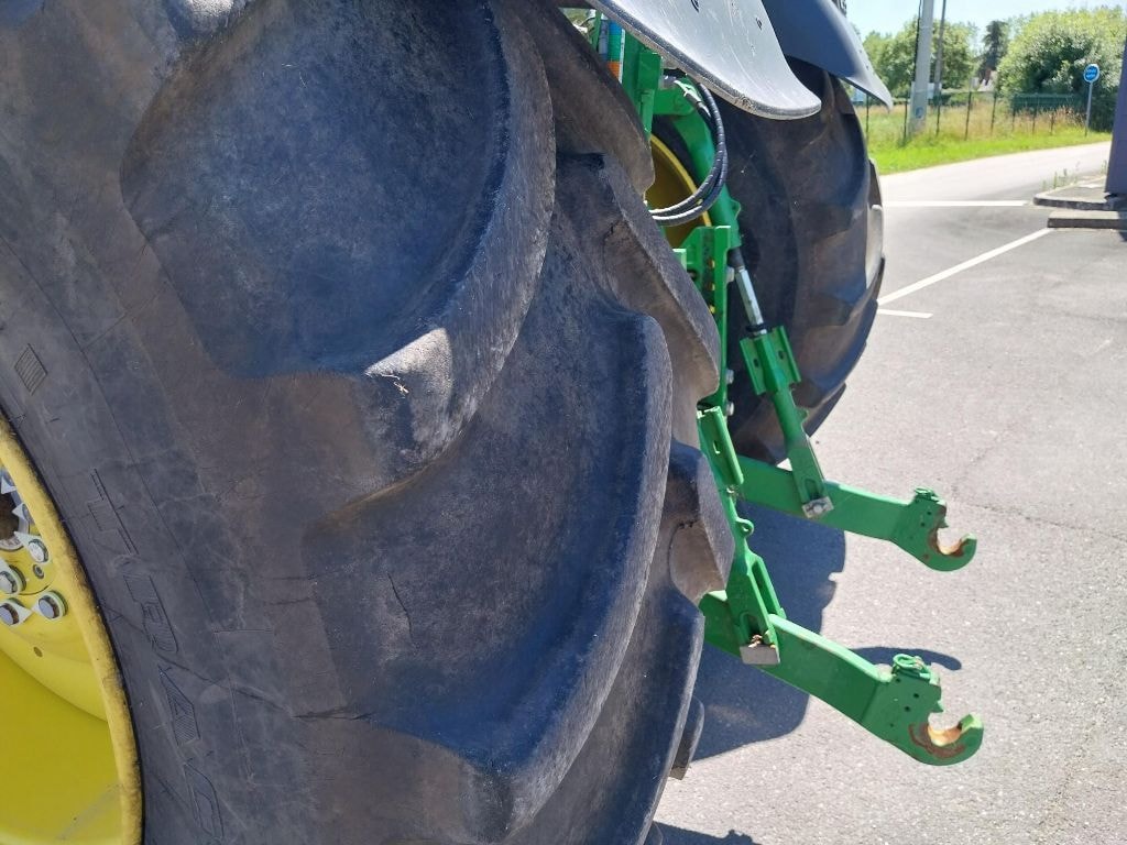 Tracteur JOHN DEERE 6R 230 - photo slide 14