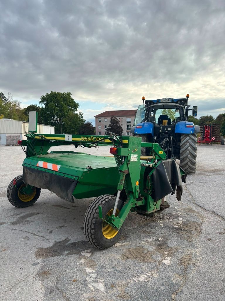 Faucheuse conditionneuse JOHN DEERE 1365 - photo slide 4