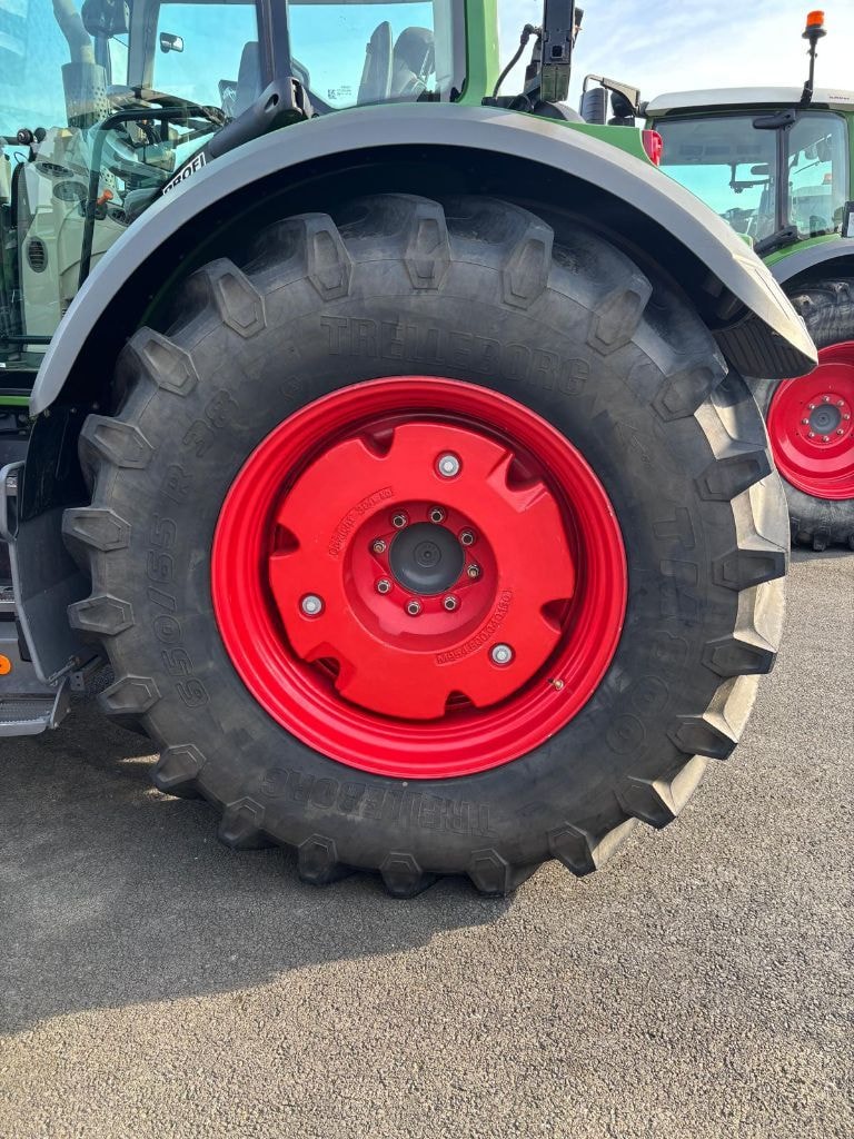 Tracteur FENDT 714 VARIO PROFI - photo slide 9
