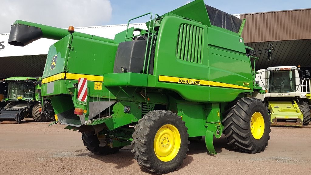 Moissonneuse JOHN DEERE C670 - photo slide 5