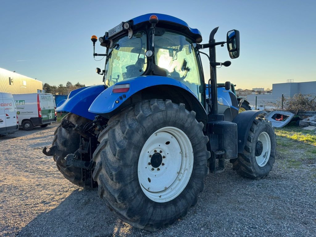 Tracteur NEW HOLLAND T7 200 AUTOCOMMAND - photo slide 3