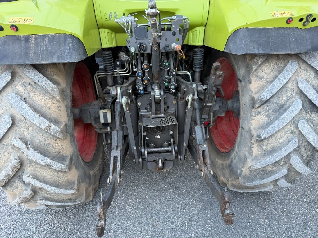 Tracteur CLAAS ARION 620 - photo slide 10
