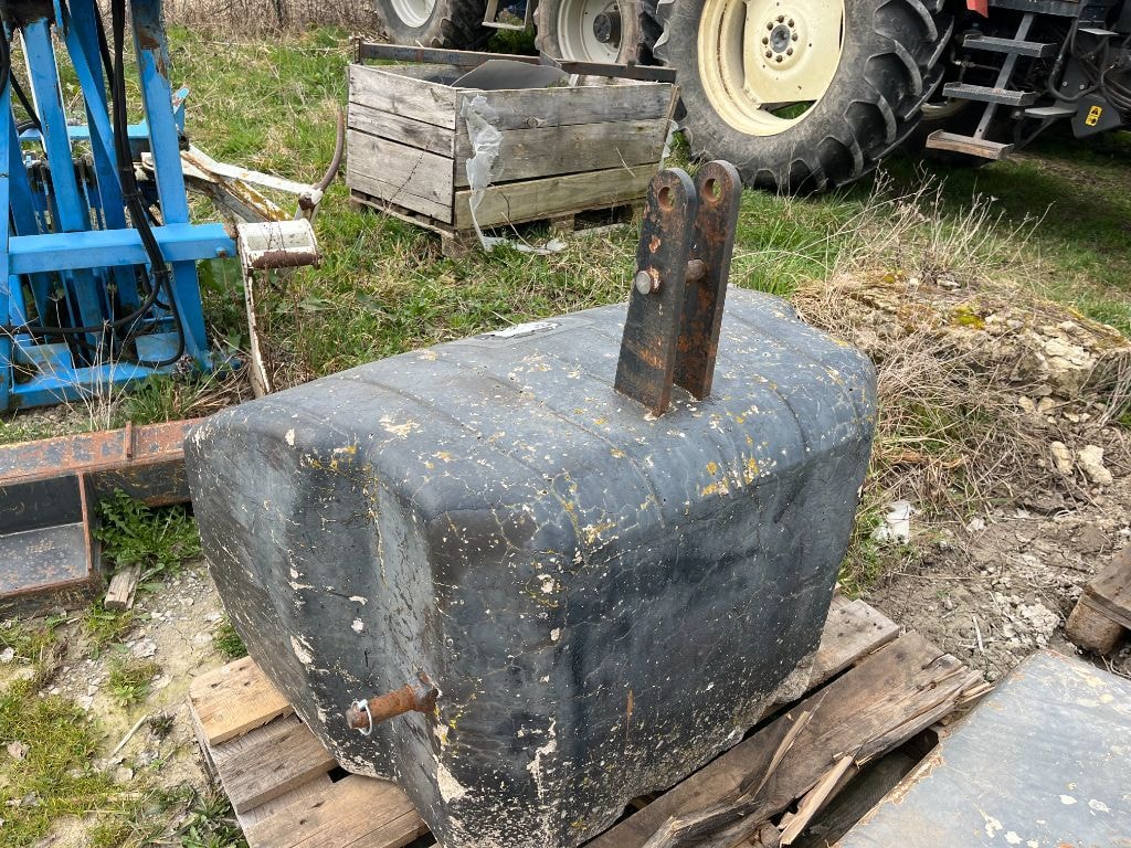 Masse 900 KG BETON - photo slide 2