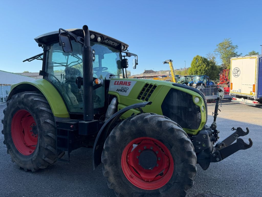 Tracteur CLAAS ARION 620 - photo slide 6