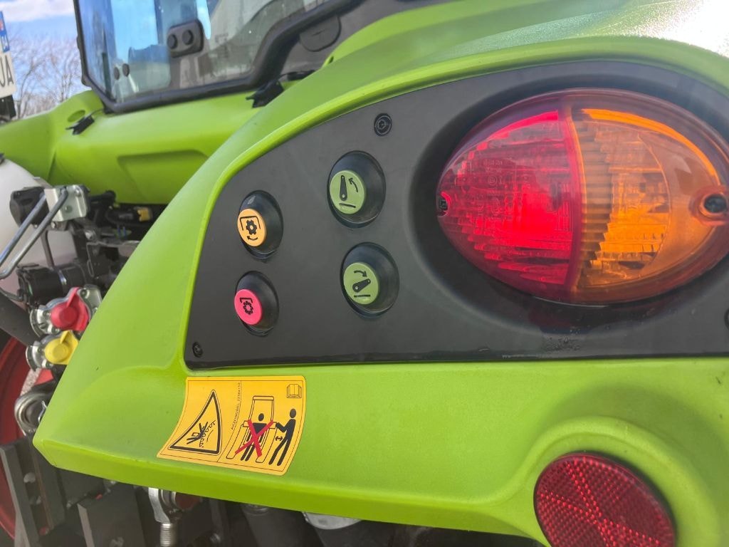 Tracteur CLAAS ARION 410 - photo slide 20