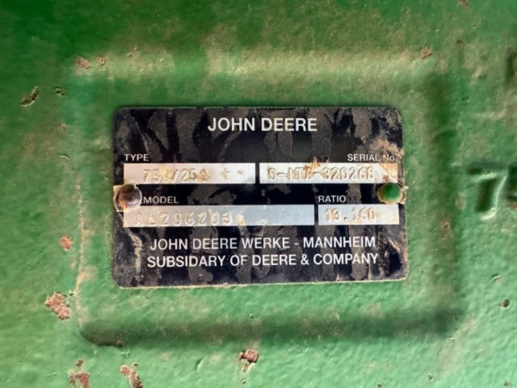 Tracteur JOHN DEERE 6170R - photo slide 13