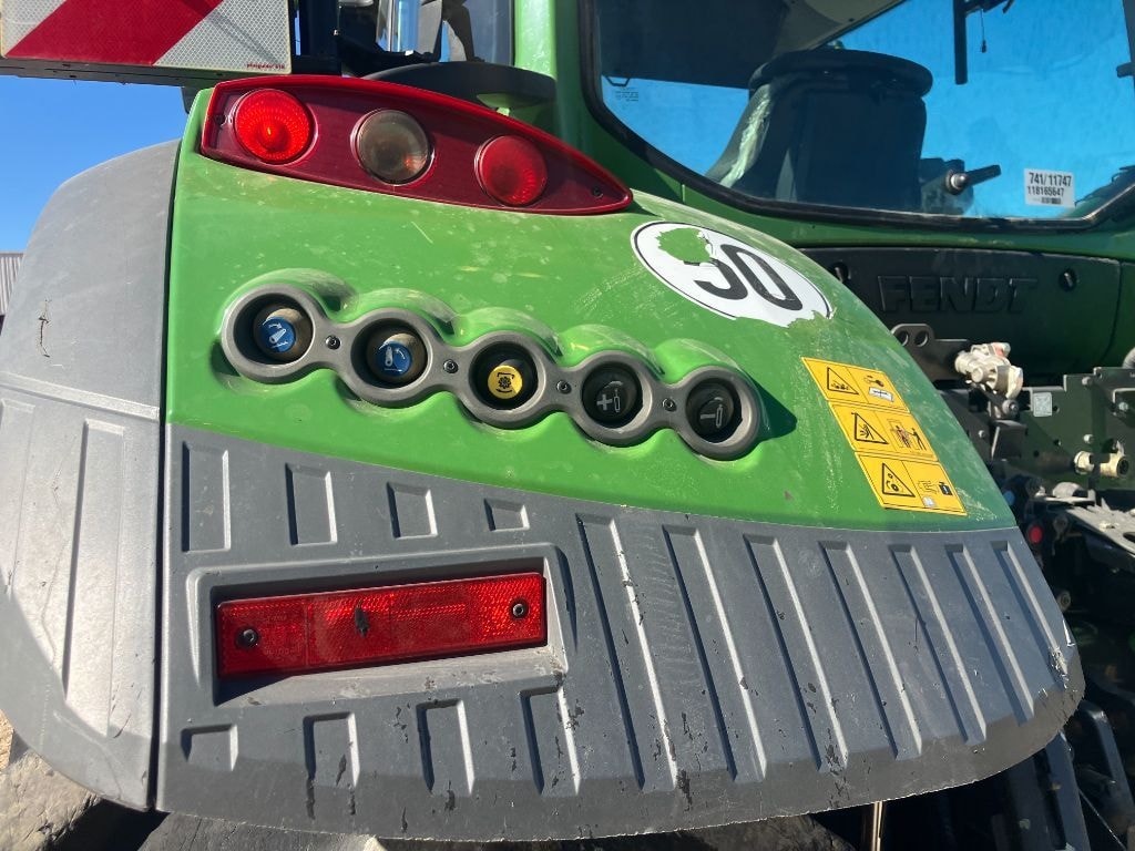 Tracteur FENDT 720 VARIO POWER + - photo slide 7