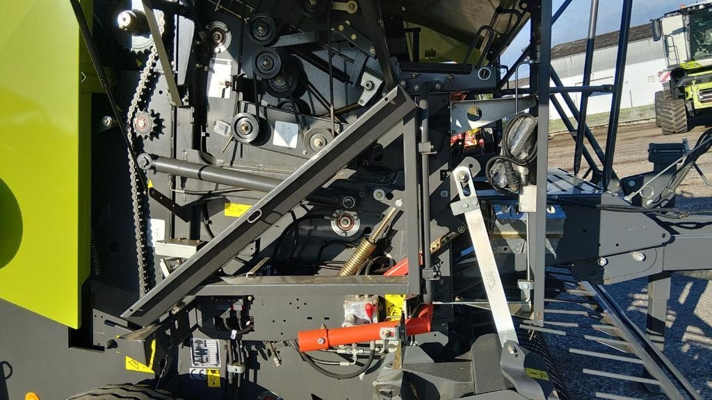 Presse balles rondes CLAAS Rollant 340 - photo slide 10