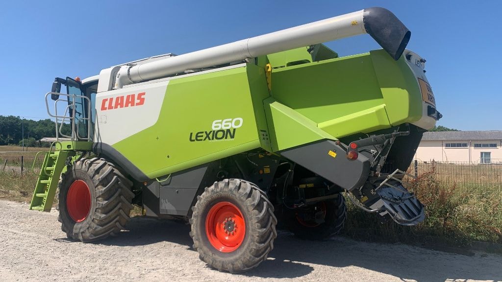 Moissonneuse CLAAS LEXION 660 T3 - photo slide 2