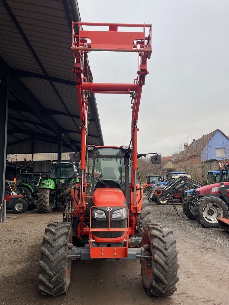 Tracteur KUBOTA M 8560 - photo slide 6