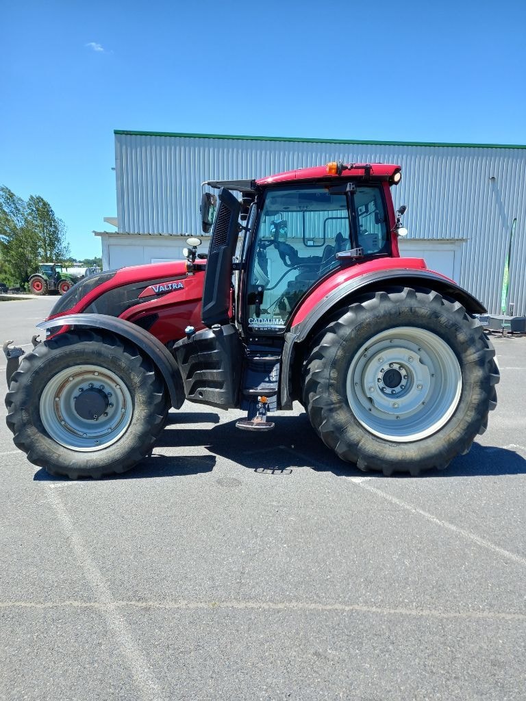 Tracteur VALTRA T 214 DIRECT SMARTTOUCH - photo slide 5