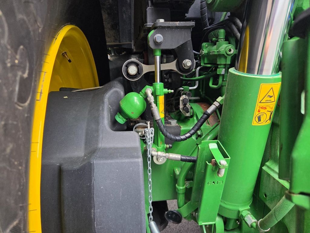 Tracteur JOHN DEERE 6r215 - photo slide 16