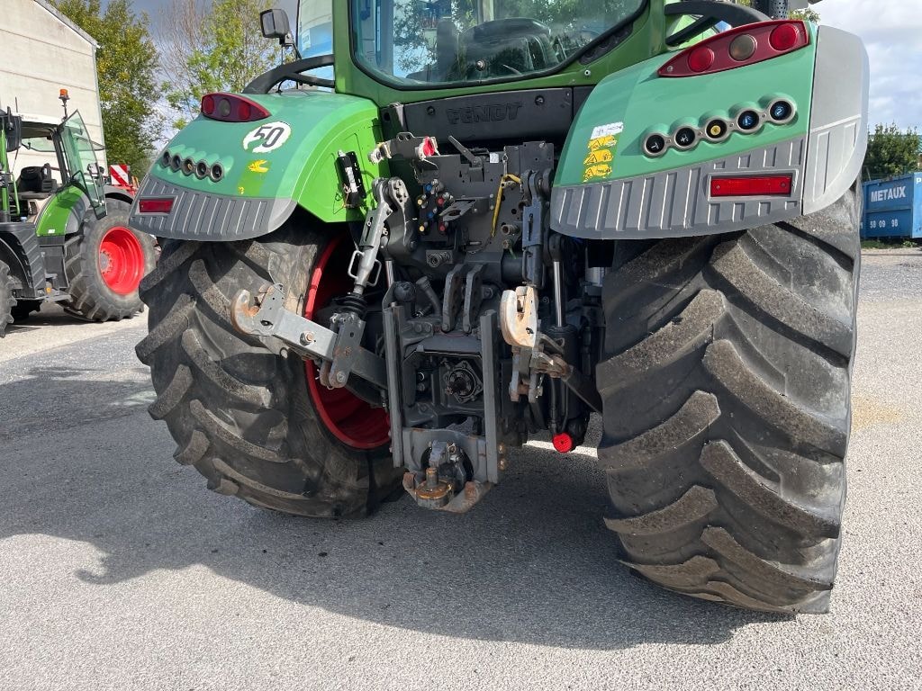 Tracteur FENDT 720 VARIO POWER - photo slide 8