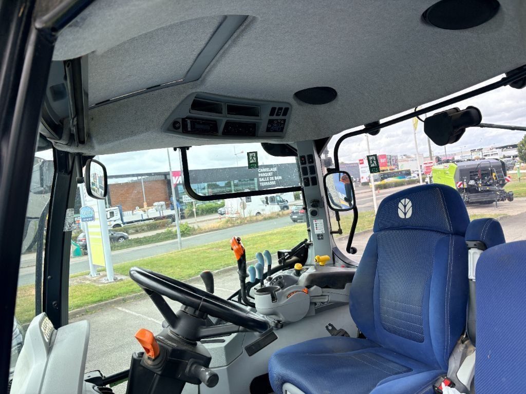 Tracteur NEW HOLLAND T6.165 EC - photo slide 8
