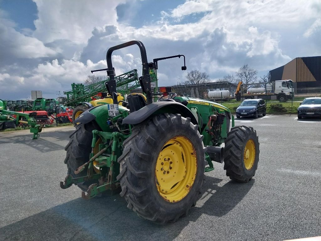 Tracteur JOHN DEERE 5085M - photo slide 3