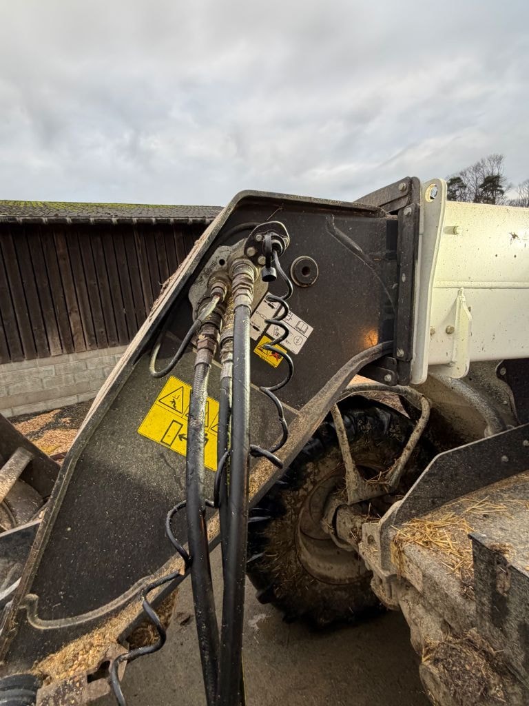 Telescopique BOBCAT TL 38.70 HF AGRI - photo slide 12