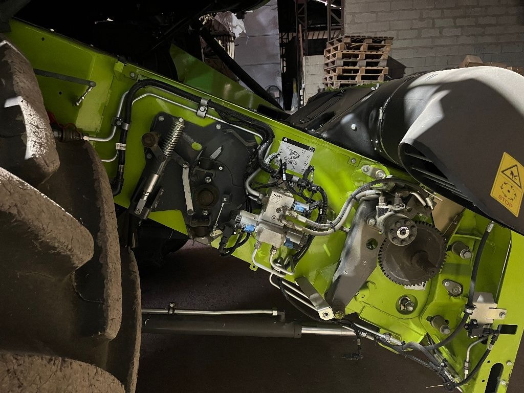 Moissonneuse CLAAS lexion 7600 - photo slide 43