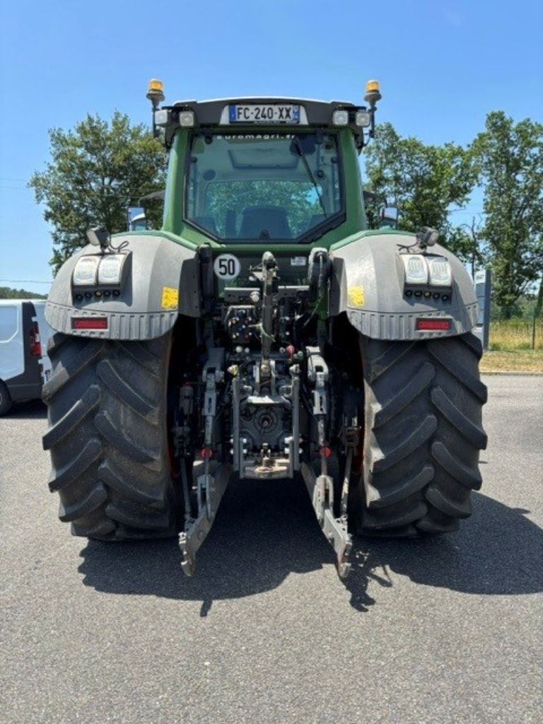 Tracteur FENDT 826 PROFI PLUS - photo slide 4