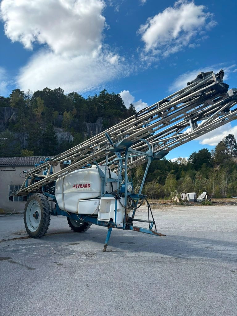 Pulverisateur EVRARD Meteor 4100 - photo slide 2