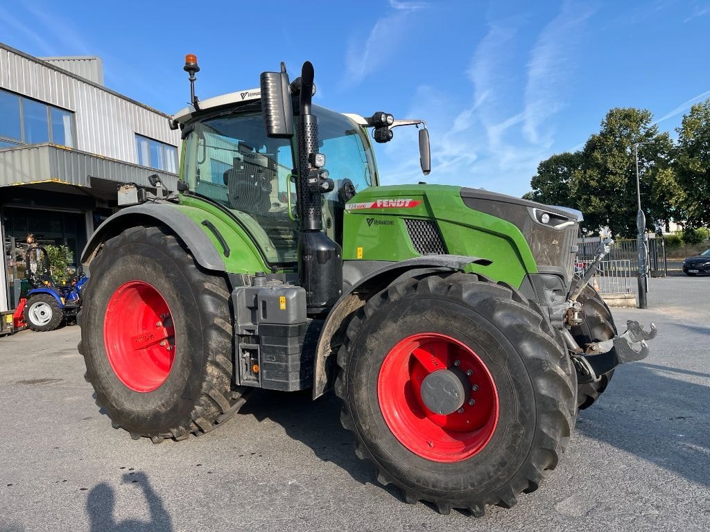 Tracteur FENDT 724 POWER + GEN7 - photo slide 4