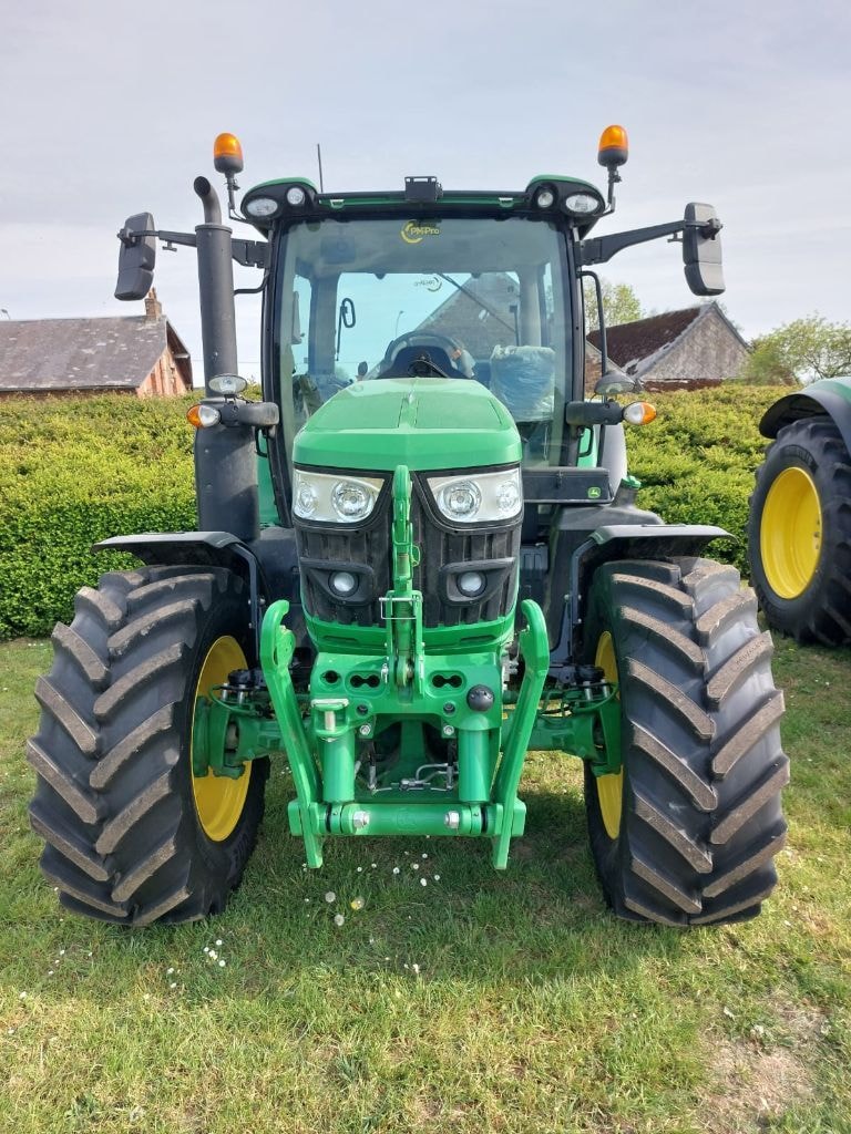 Tracteur JOHN DEERE 6R120 - photo slide 3
