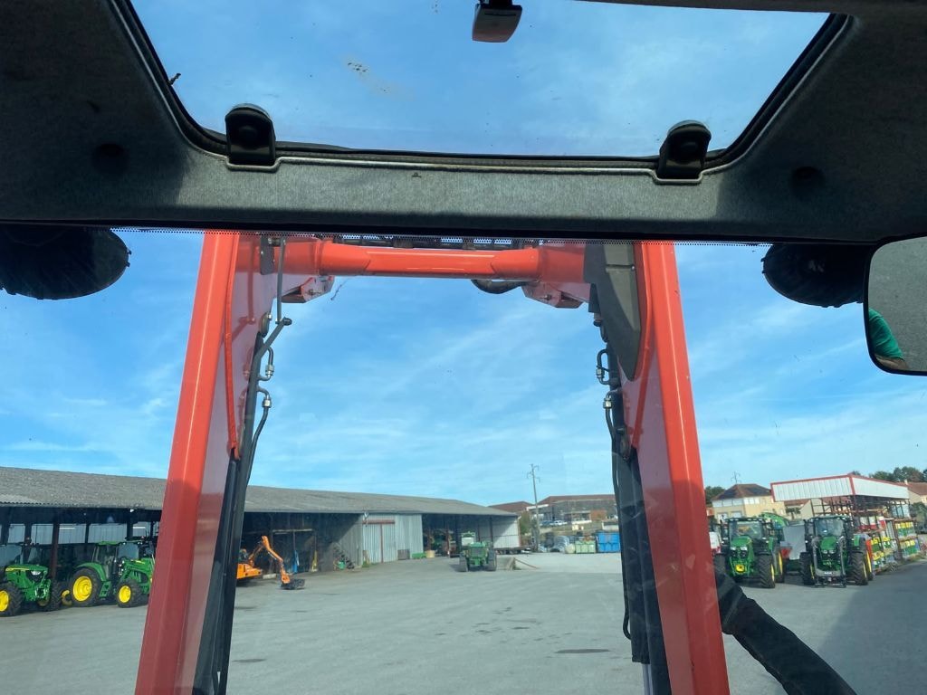 Tracteur chargeur KUBOTA M7153 PREMIUM - photo slide 16