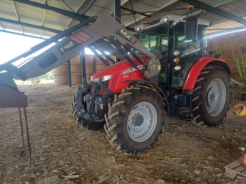 Tracteur chargeur MASSEY FERGUSON 5713S DYNA-6 EFFICIENT - photo slide 4