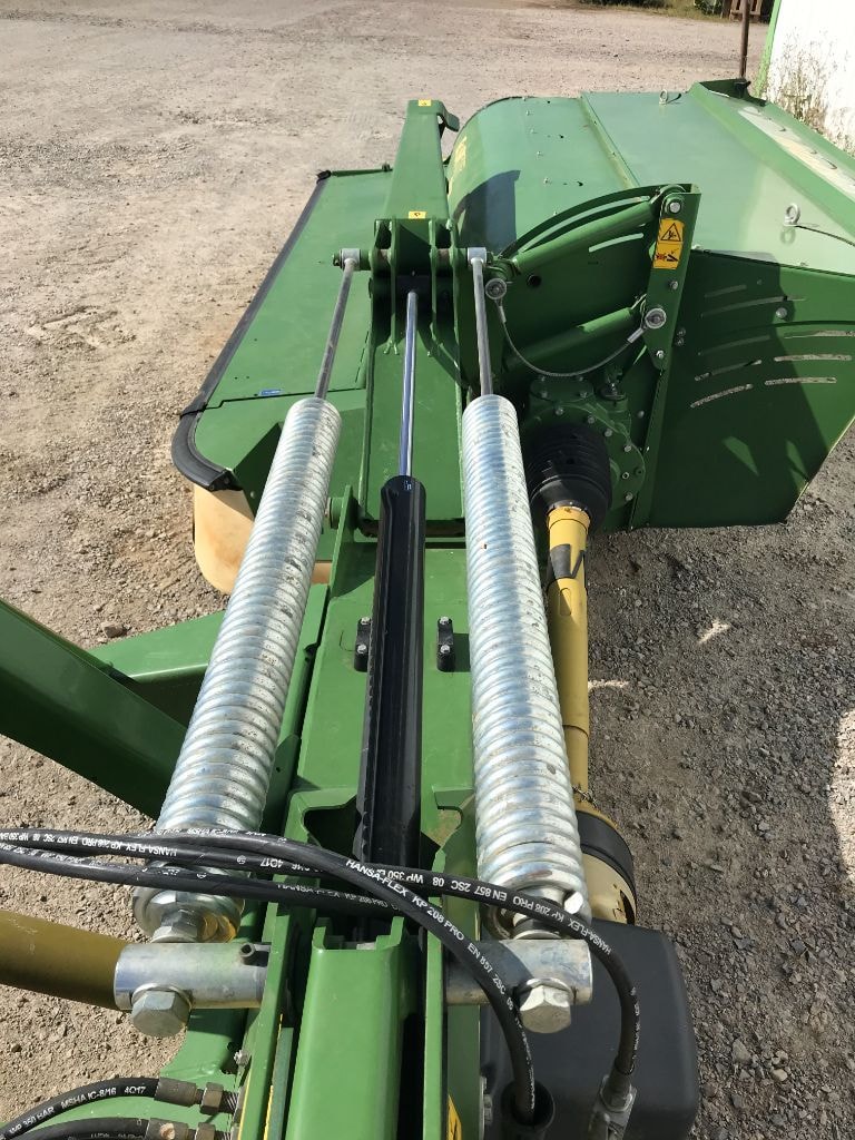 Faucheuse conditionneuse KRONE EASY CUT R 320 CV - photo slide 16