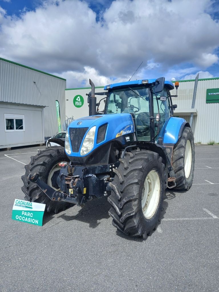 Tracteur NEW HOLLAND T7060 - photo slide 1