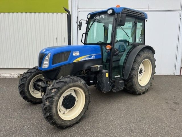 Tracteur NEW HOLLAND T 4050 F - photo slide 1