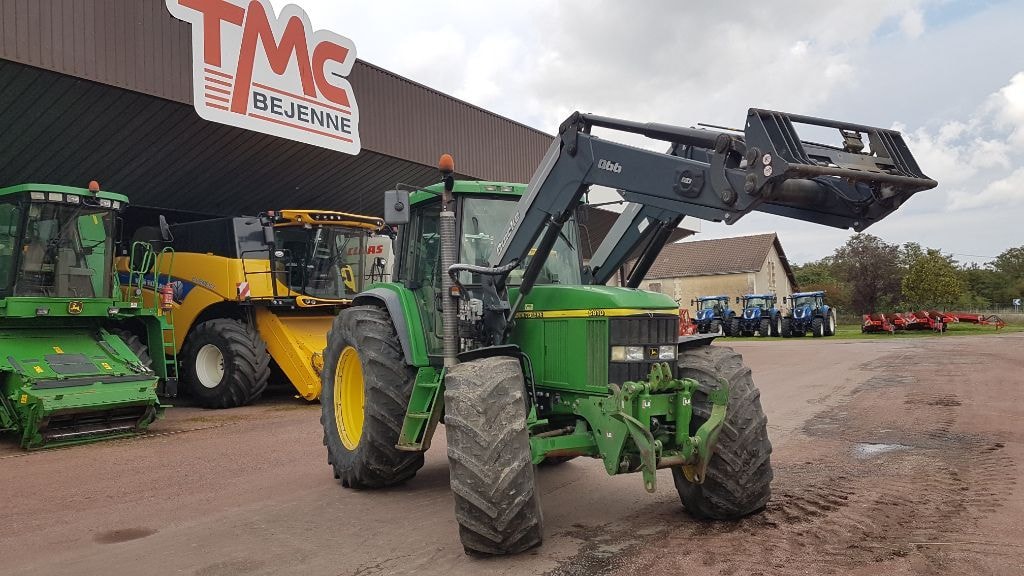 Tracteur chargeur JOHN DEERE 6810 TLS - photo slide 13