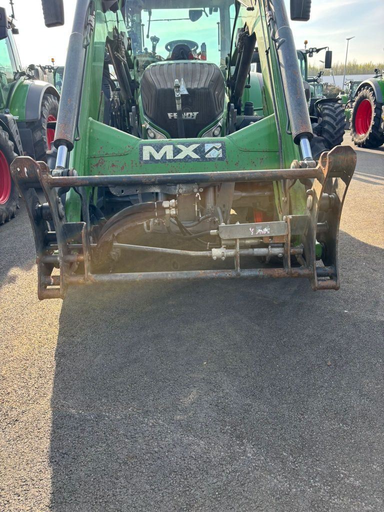 Tracteur chargeur FENDT 513 - photo slide 9