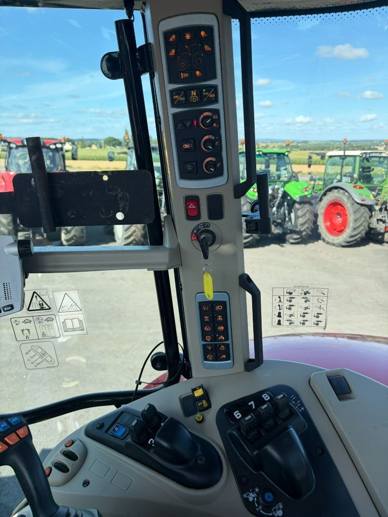Tracteur MASSEY FERGUSON 7726S DYNA-VT EFFICIENT - photo slide 17