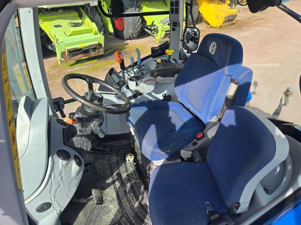 Tracteur NEW HOLLAND T7.230 PC - photo slide 3