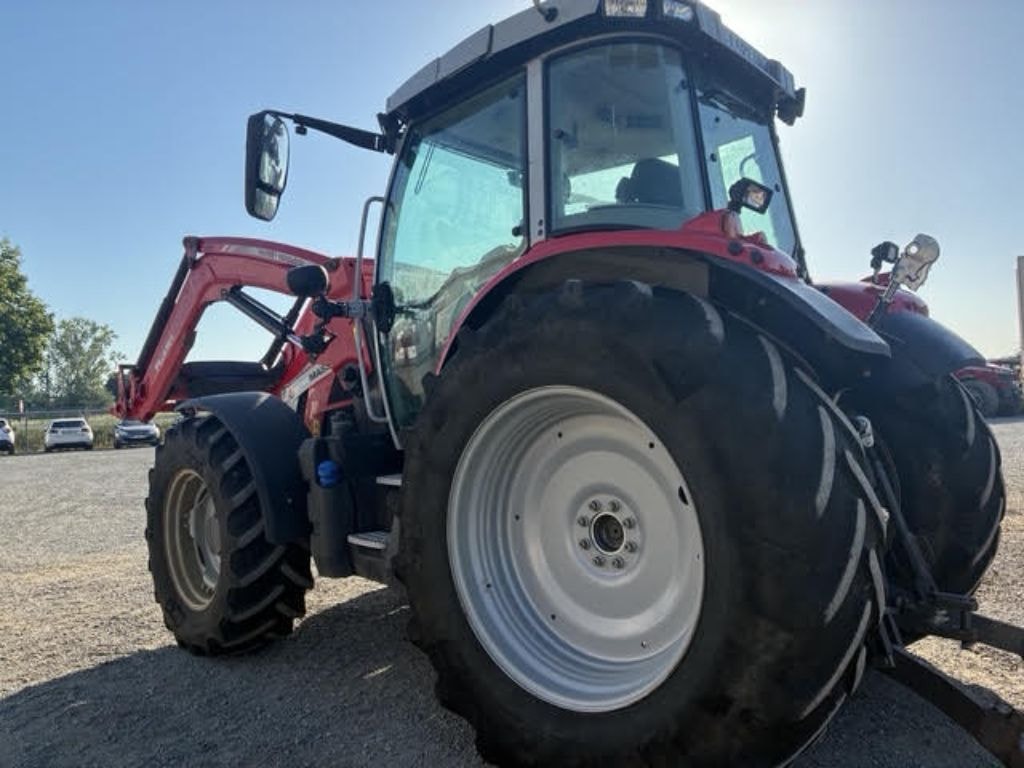 Tracteur chargeur MASSEY FERGUSON 5s135 DYNA 6 EFFICIENT - photo slide 11