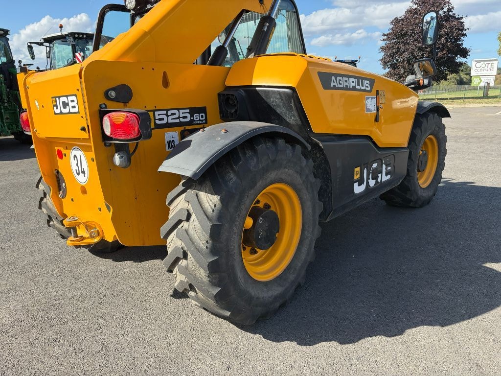 Telescopique JCB 525 60 AGRI + - photo slide 10