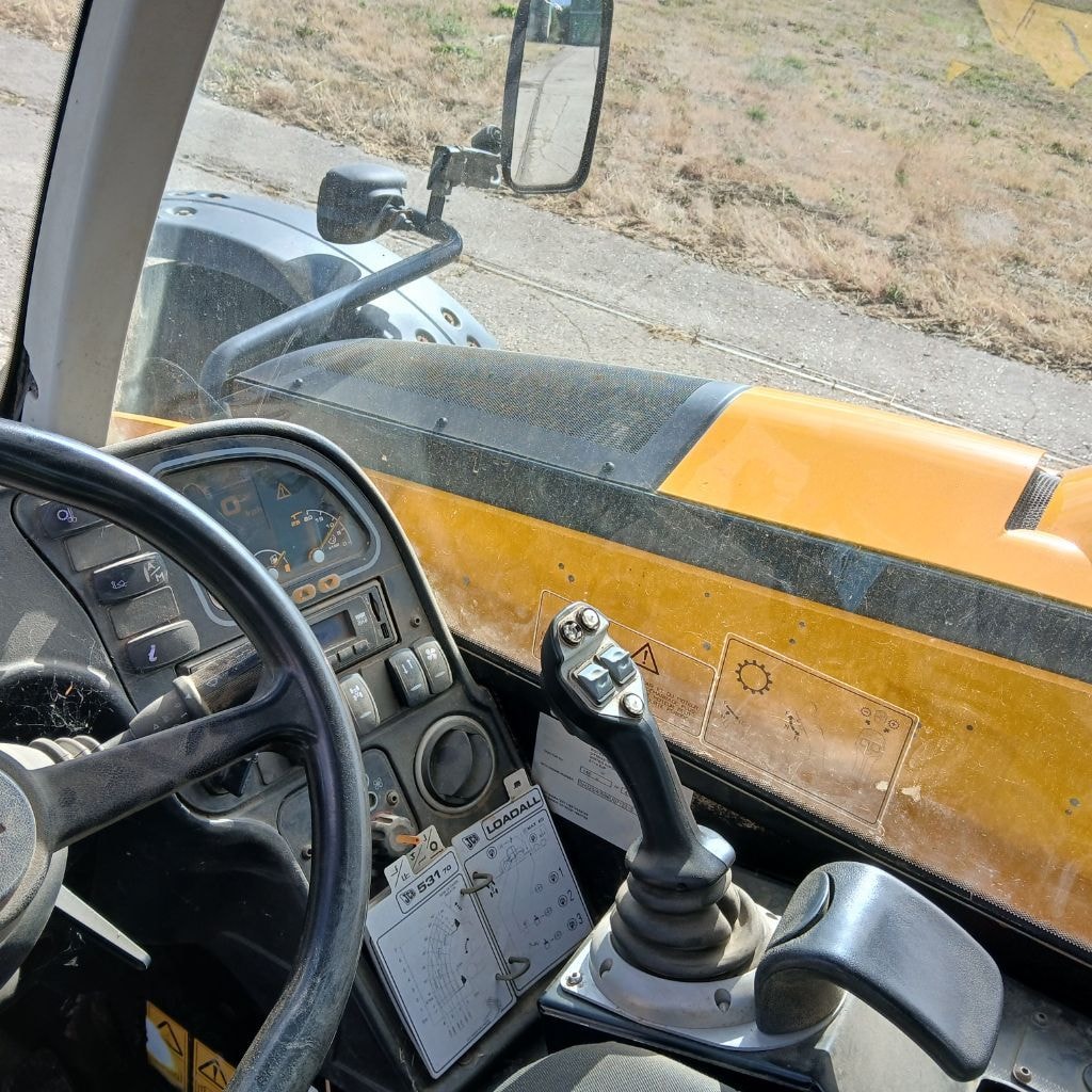 Telescopique JCB TELESCOPIC 531-70 AGRI PLUS - photo slide 6