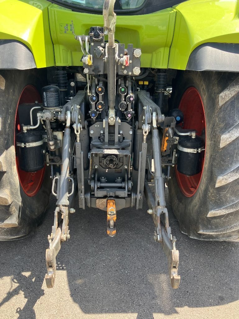 Tracteur CLAAS ARION 630 - photo slide 7