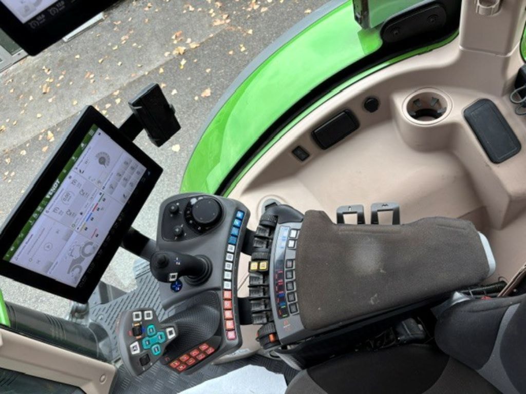 Tracteur FENDT 716 VARIO PROFI + - photo slide 7