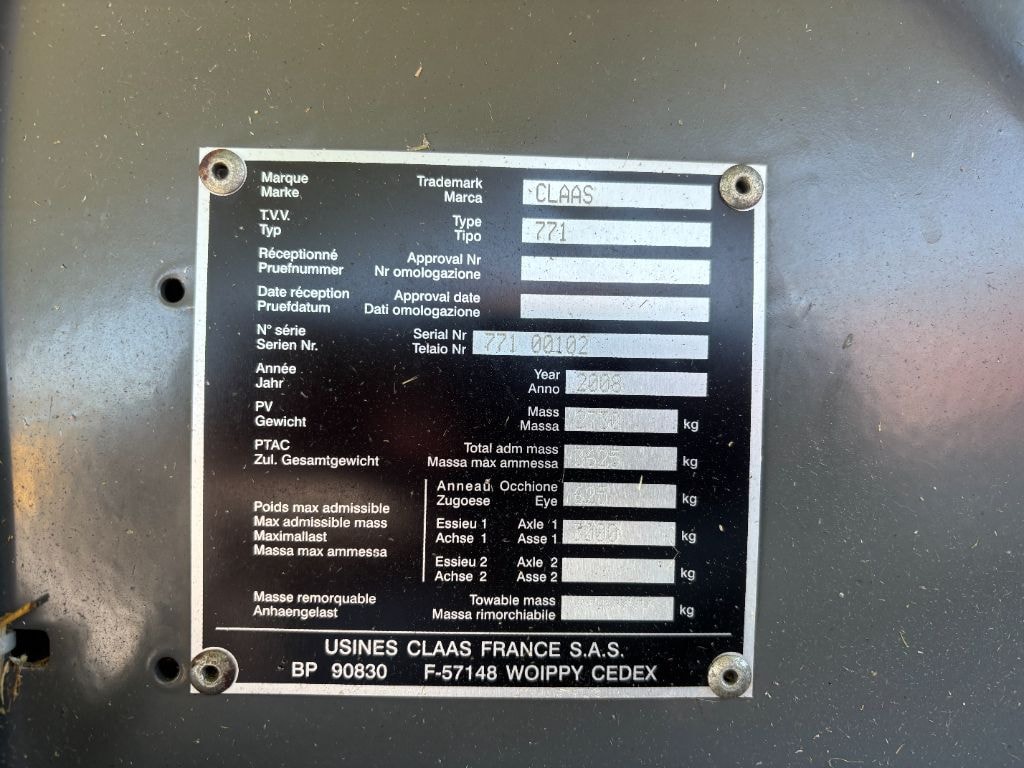 Presse balles rondes CLAAS Variant 370 - photo slide 9