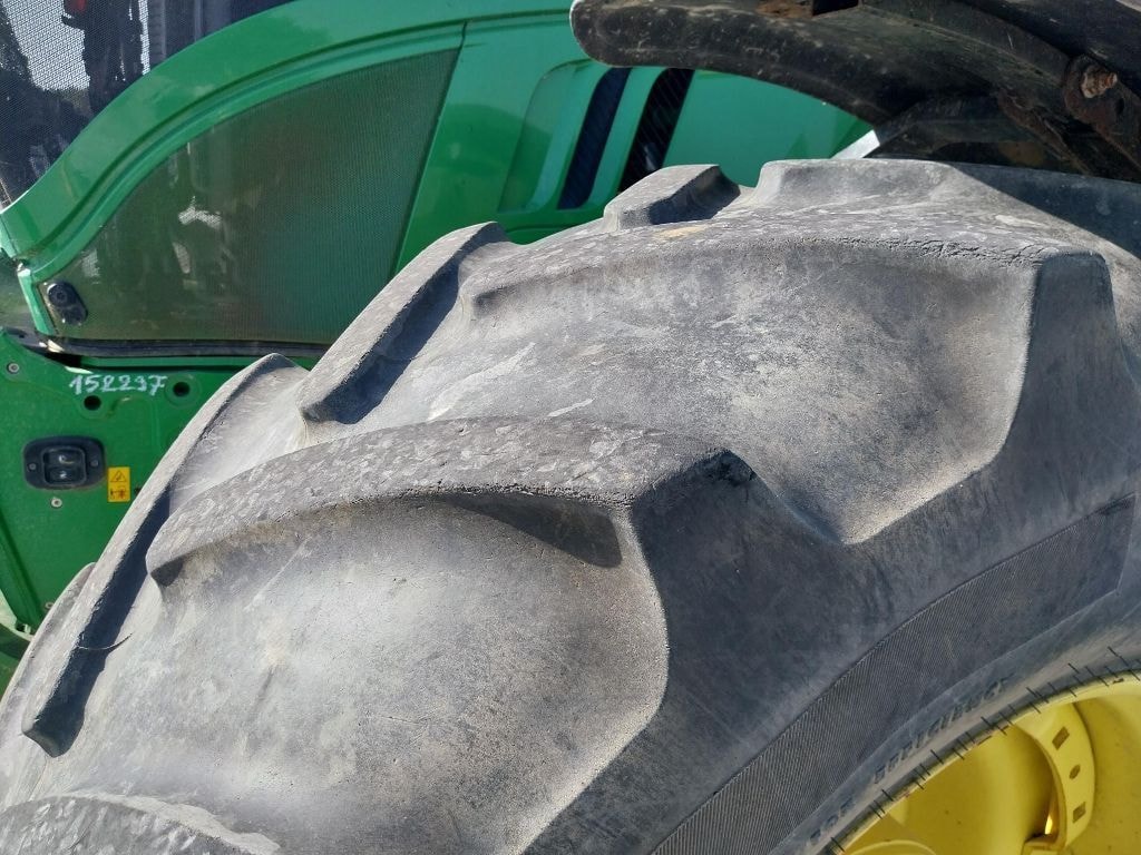 Tracteur JOHN DEERE 6145R - photo slide 10