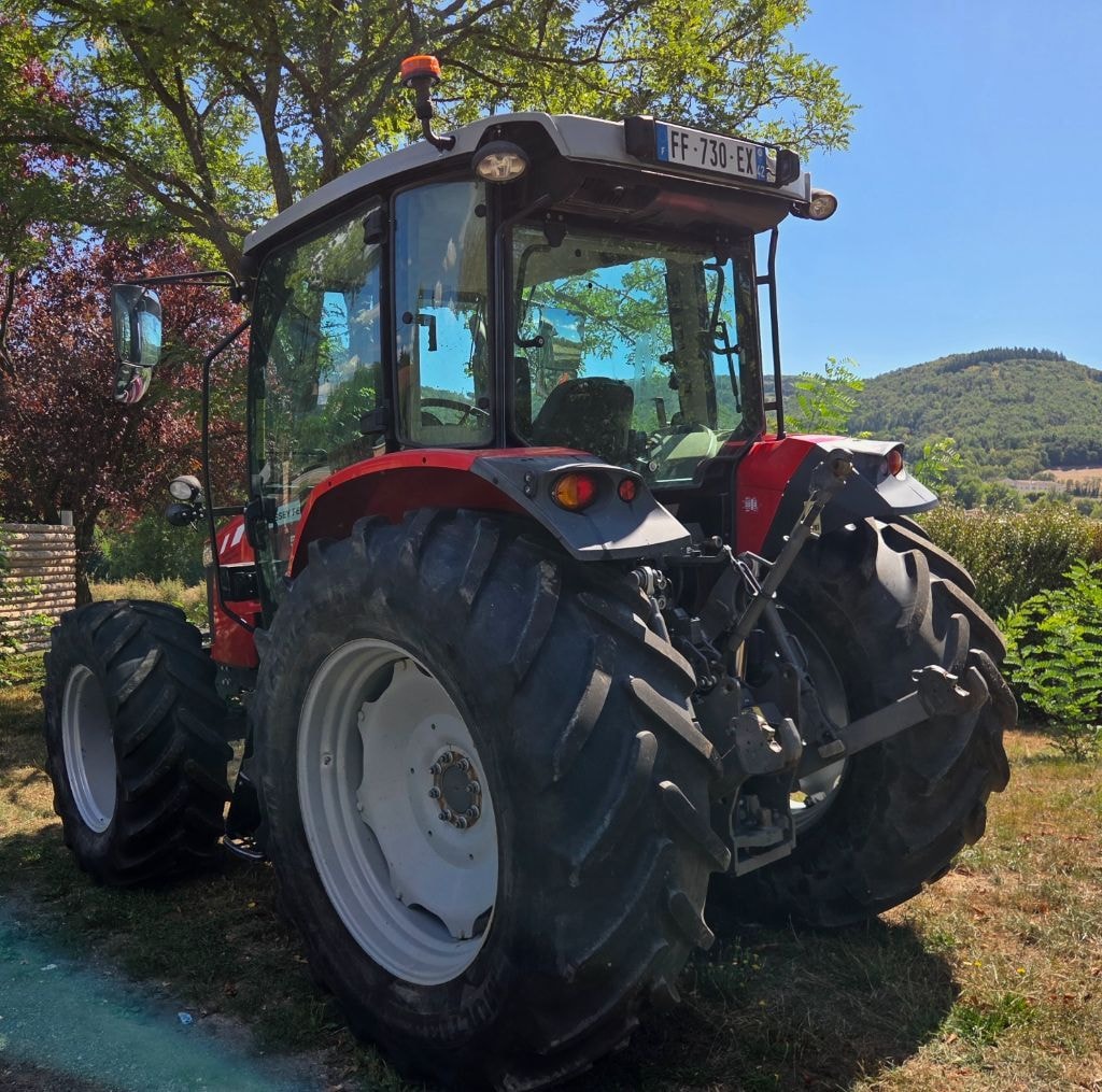 Tracteur MASSEY FERGUSON 5709 ESSENTIAL DYNA-4 - photo slide 9