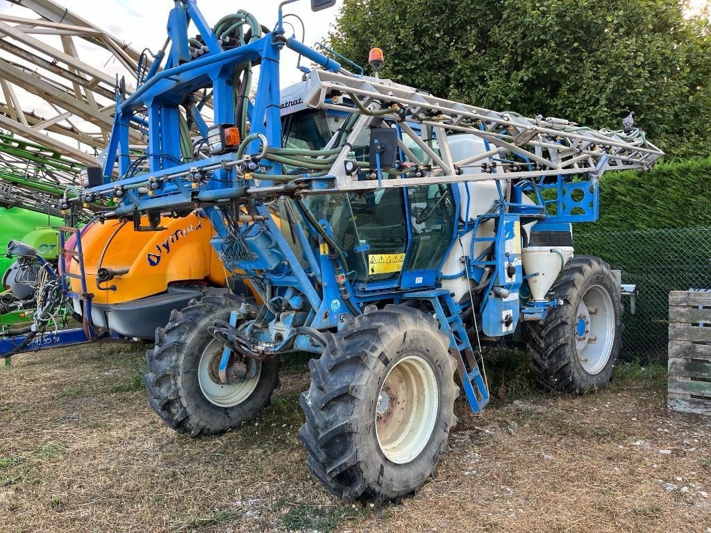 Pulverisateur automoteur MATROT M24D - photo slide 1
