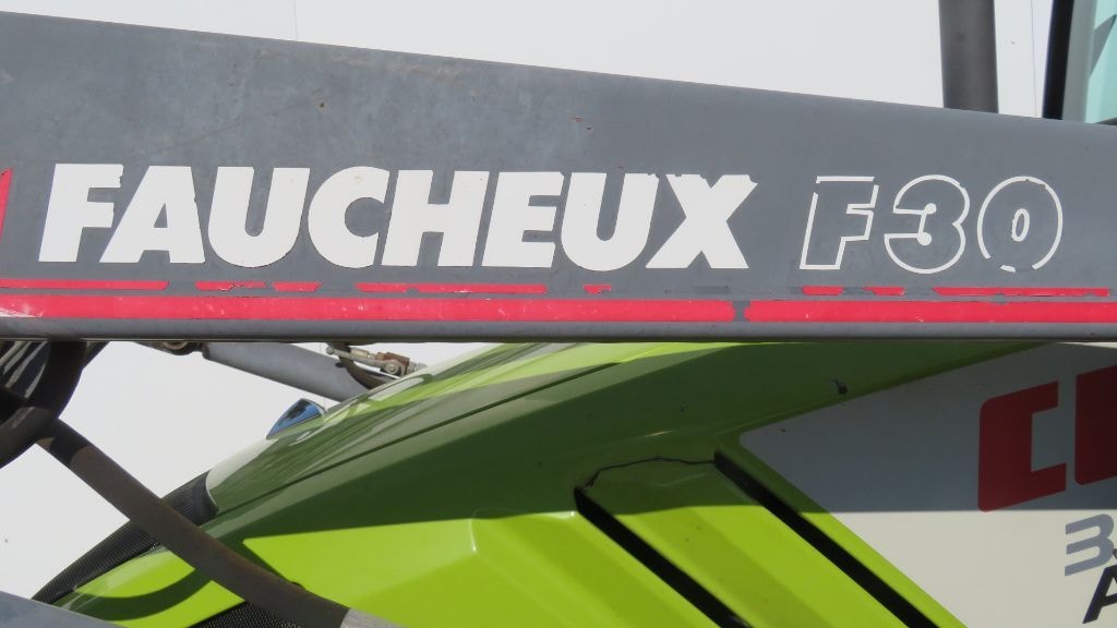 Tracteur chargeur CLAAS AXOS 320 CX  - photo slide 34